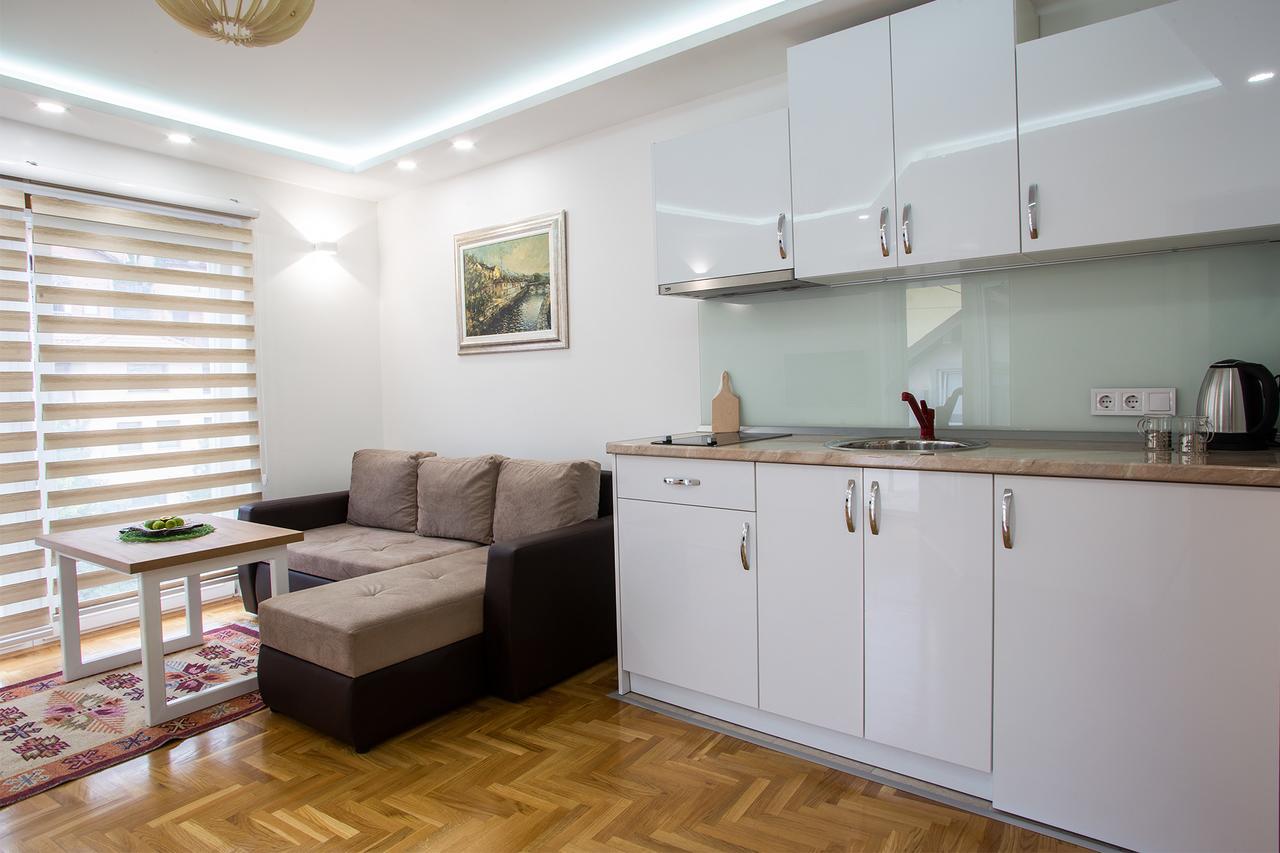 Guest House Hendek Сараєво Екстер'єр фото