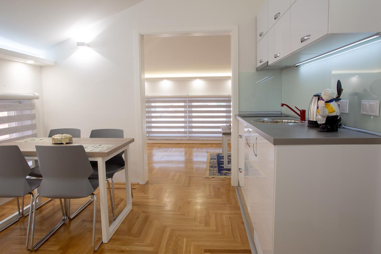 Guest House Hendek Сараєво Екстер'єр фото
