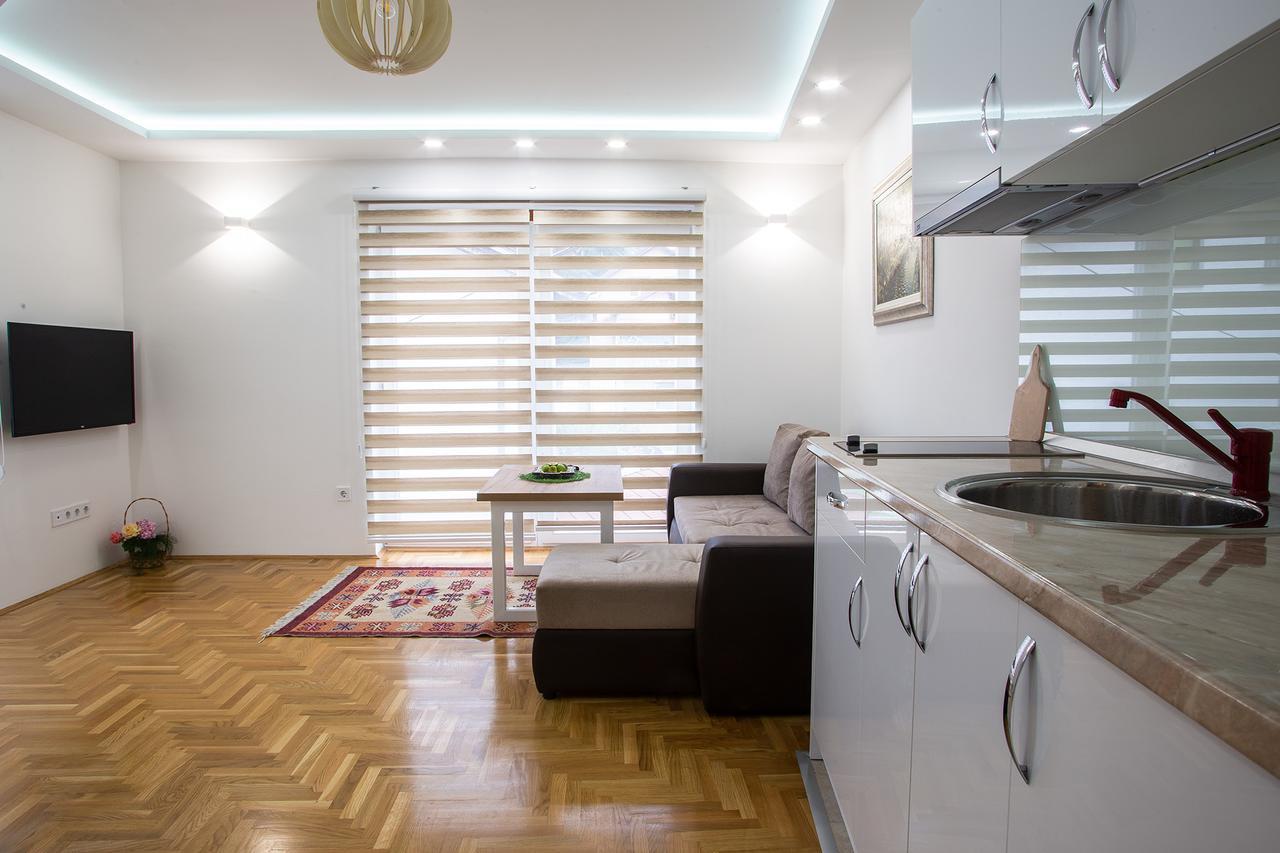 Guest House Hendek Сараєво Екстер'єр фото