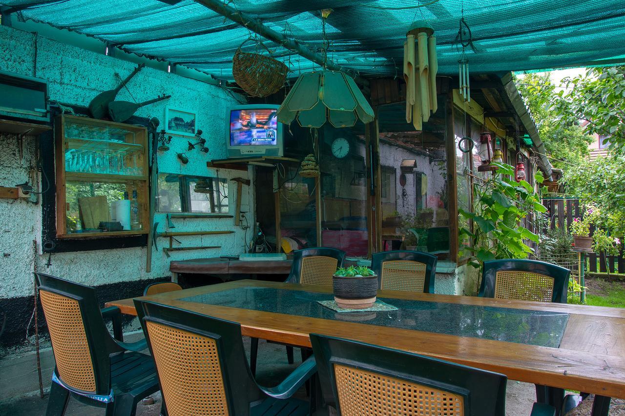Guest House Hendek Сараєво Екстер'єр фото